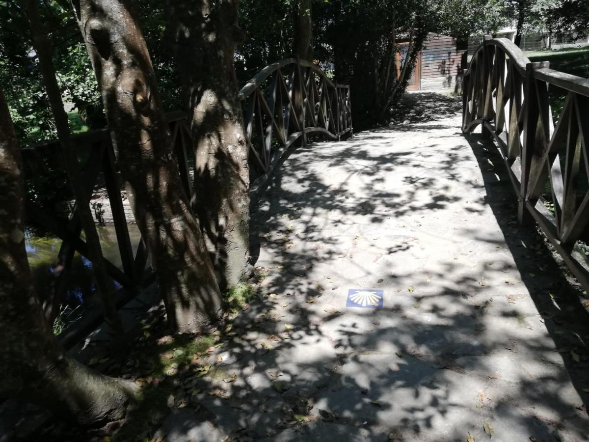 Albergue Camino Real Sigueiro Exteriér fotografie